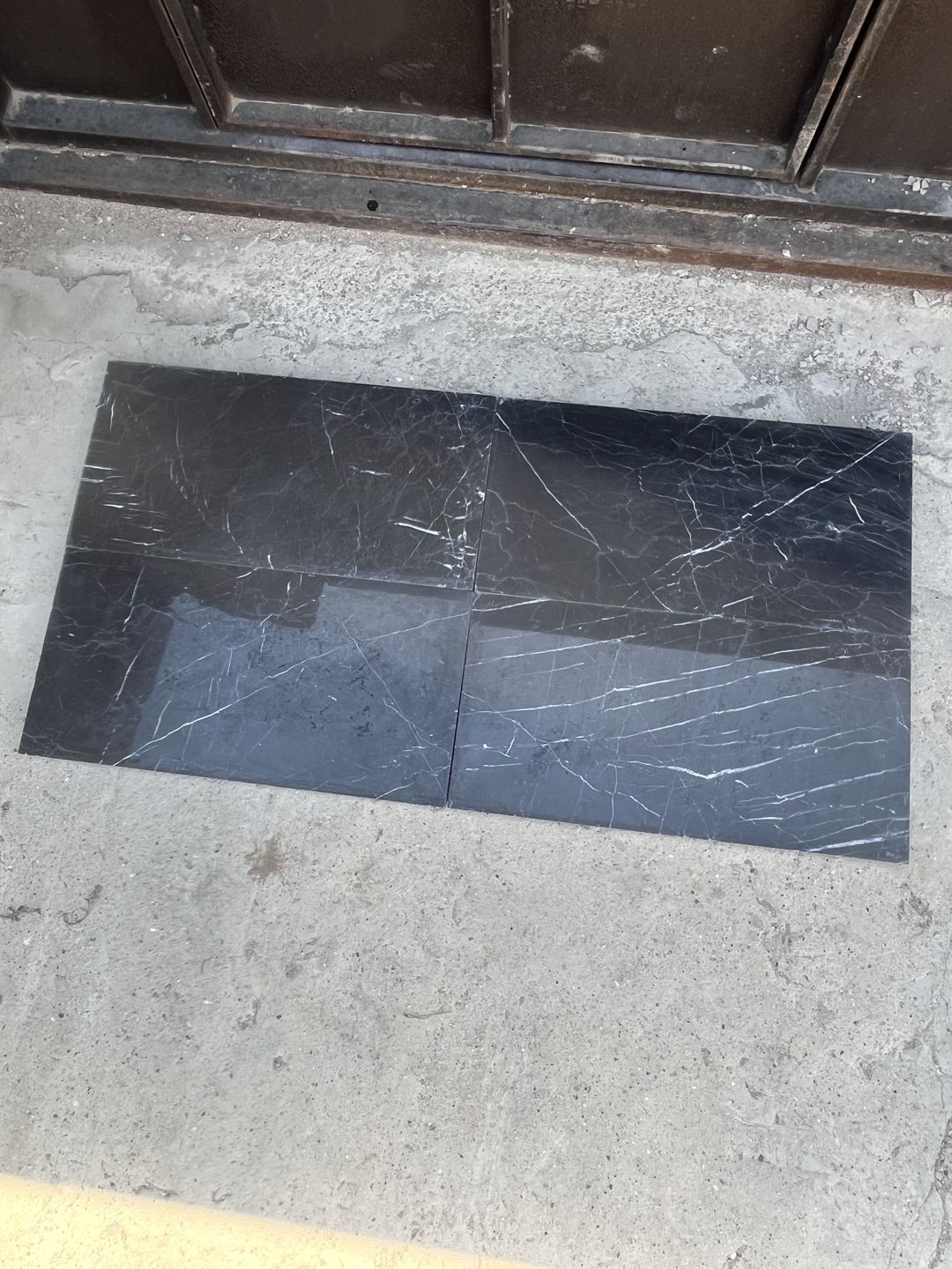 Təbii qara mərmər plitə (60×30 sm, 18 mm) — Plitka və örtü materialları, Bakı